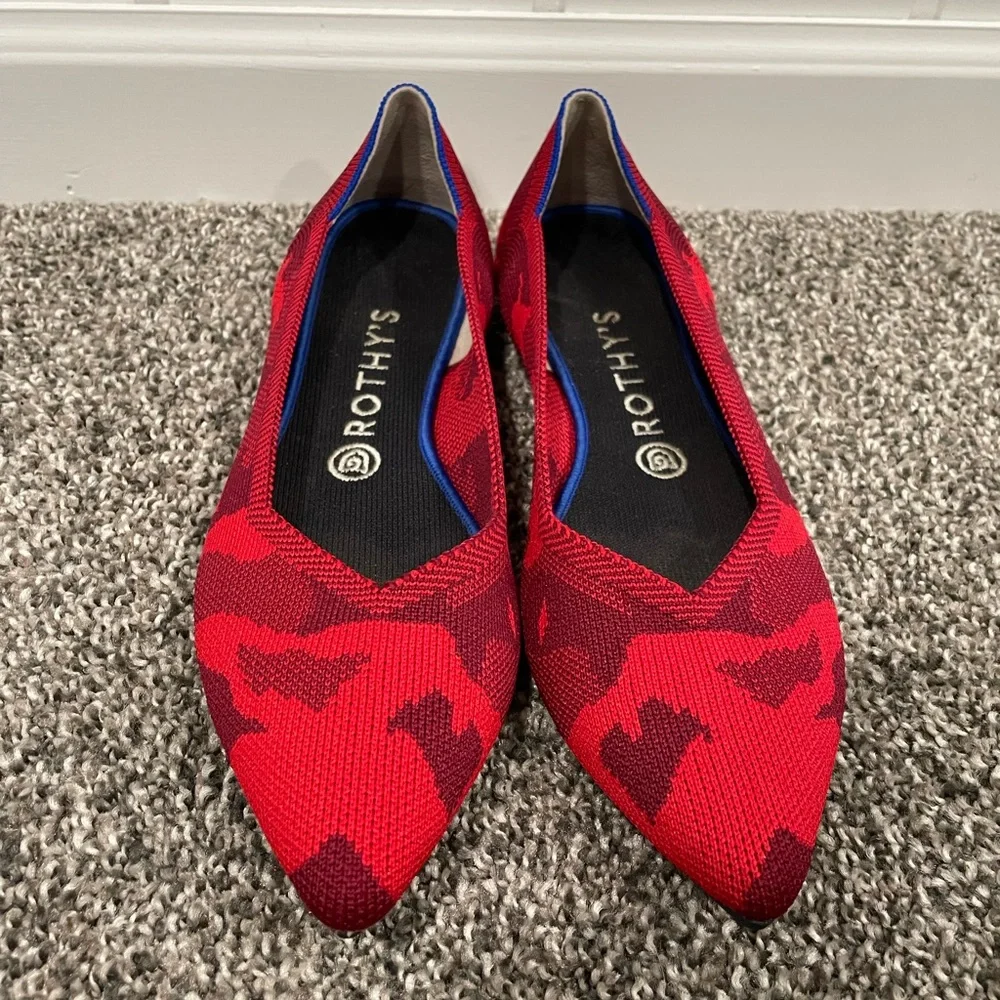 Rothy’s Red Camo Knit Pointed Flats - Picture 2 of 5